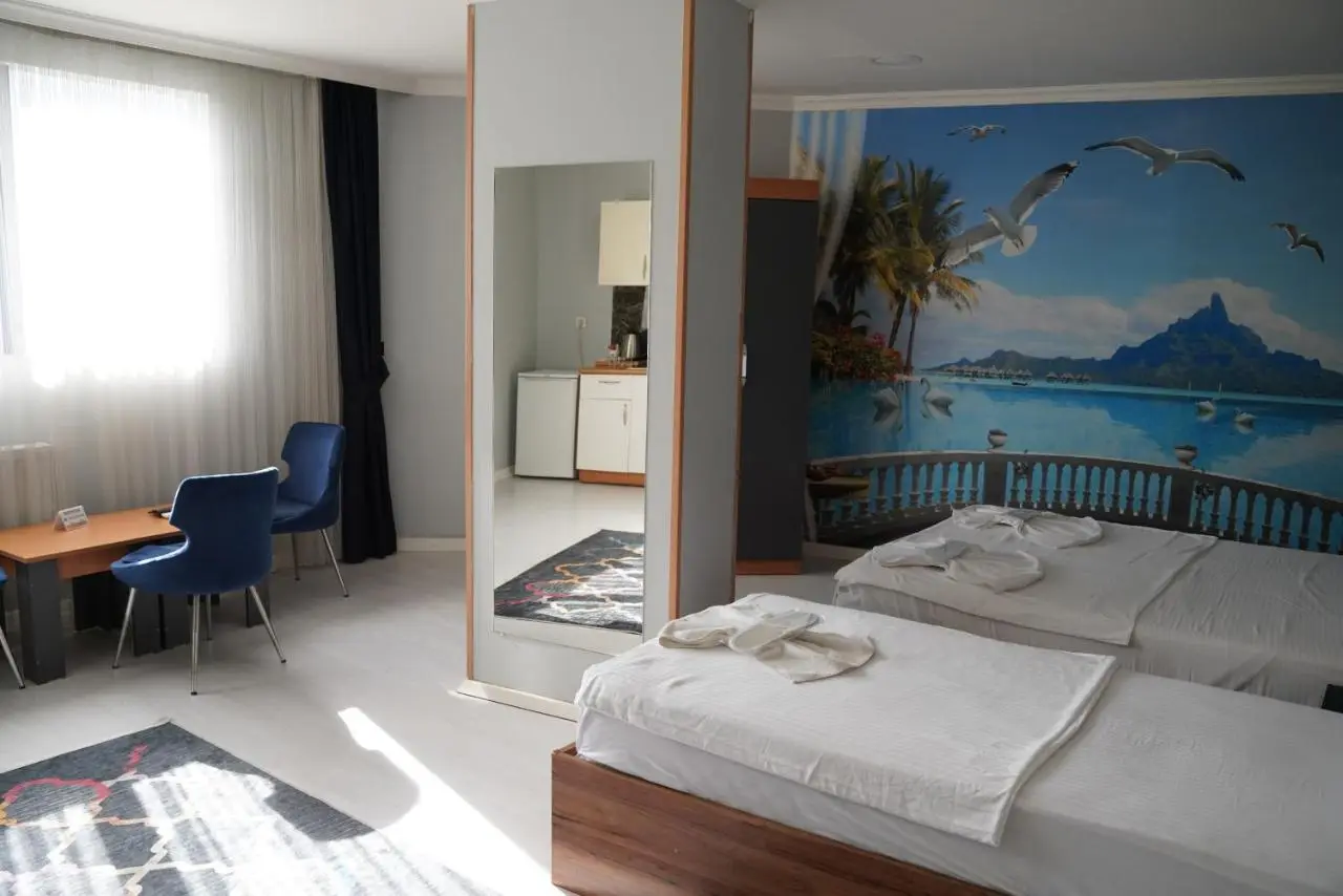 Heraldic Room Hotel
