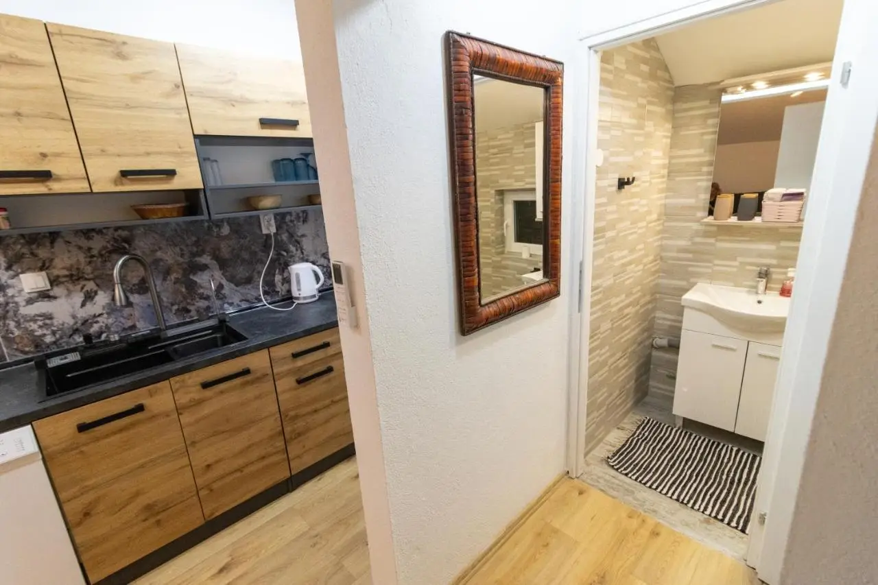 Guest House Lejla 2