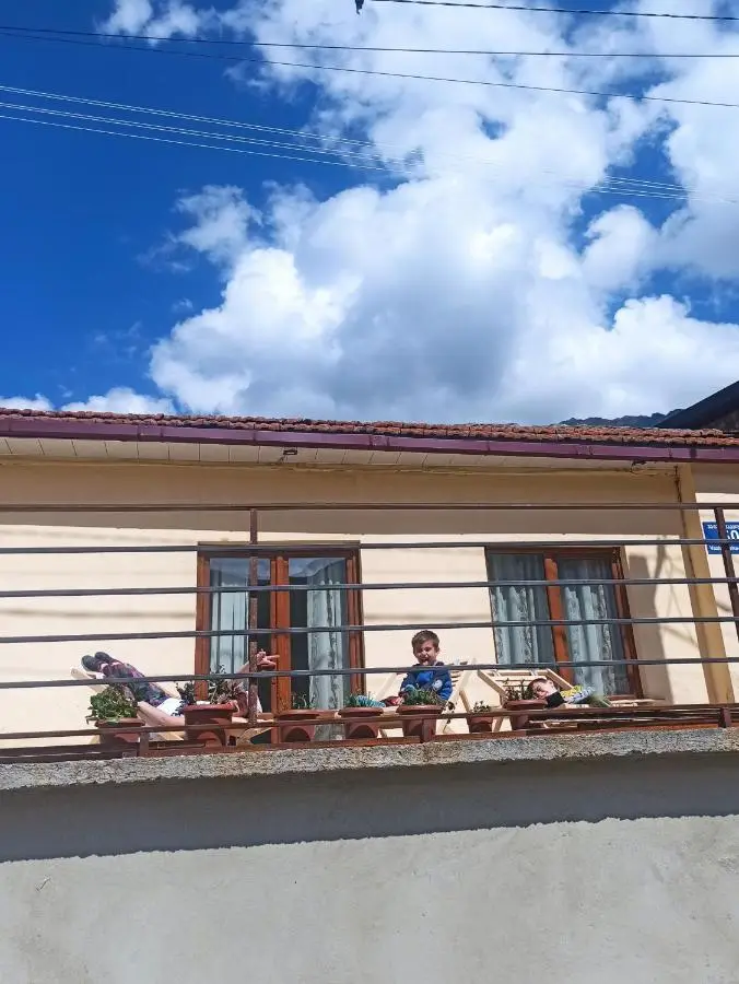Guest House on V. Pshavela 50