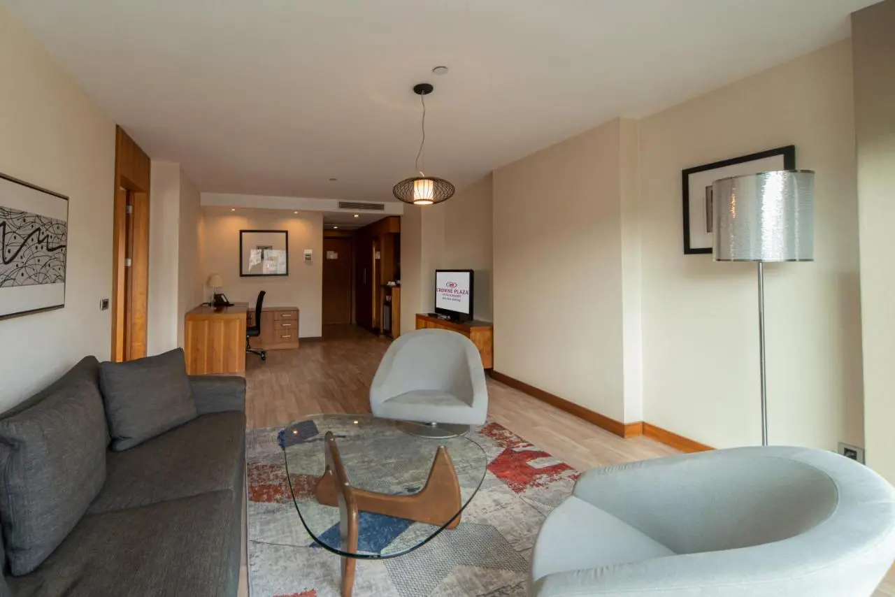 Crowne Plaza Istanbul Harbiye by IHG