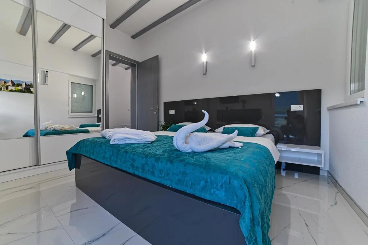 Summer Residence Una