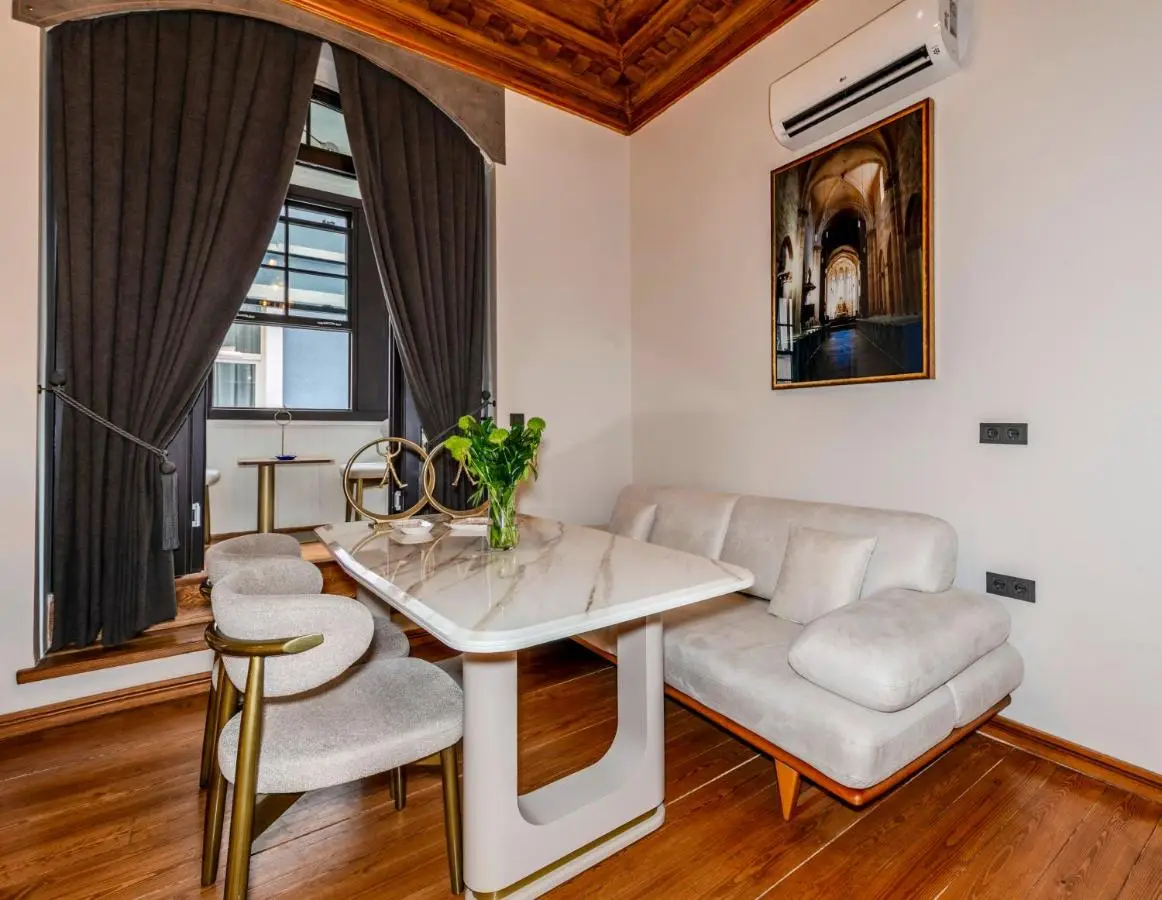 Elmira Pera Hotel & - Special Class