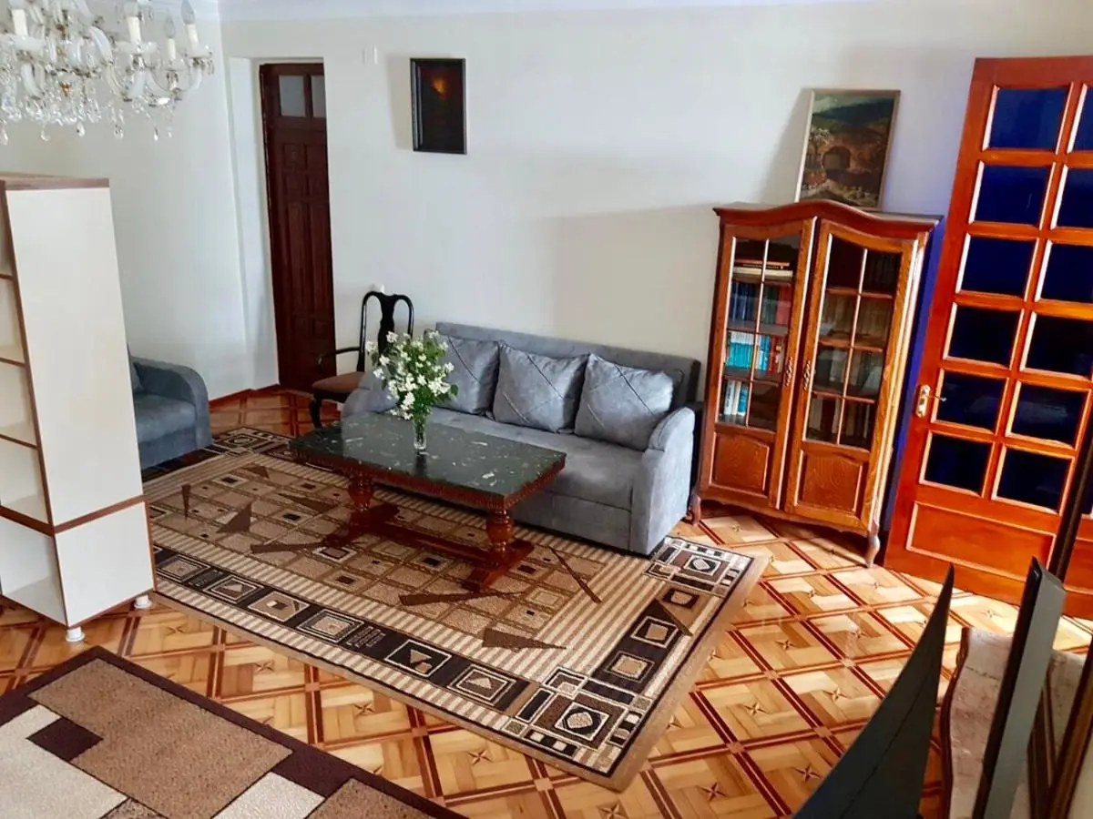 Sweet Home at Ninoshvili 3