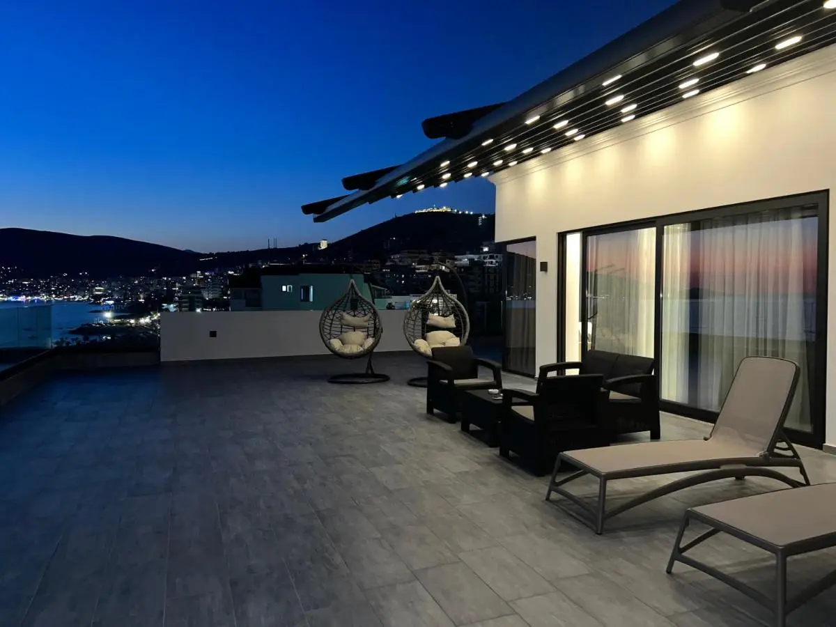 El Primero Hotel