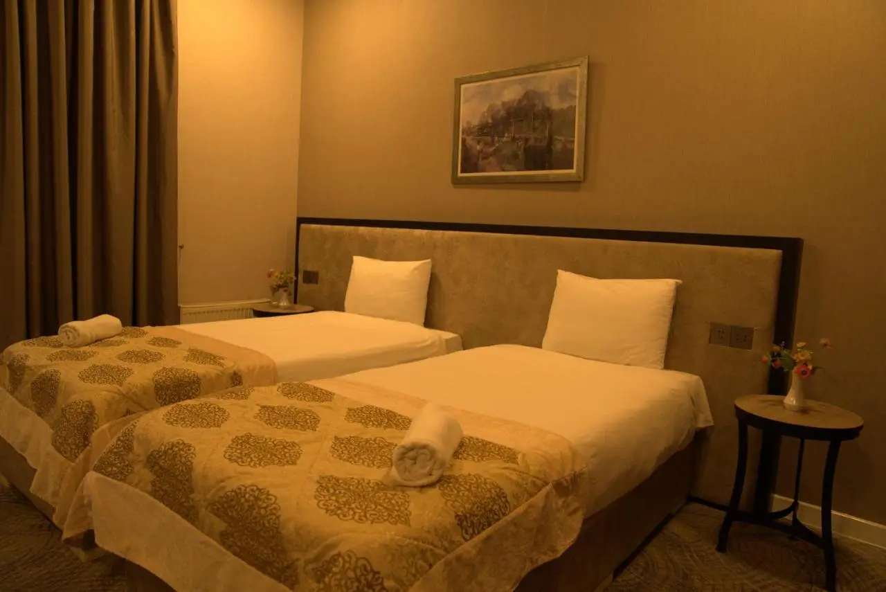 Premier Hotel