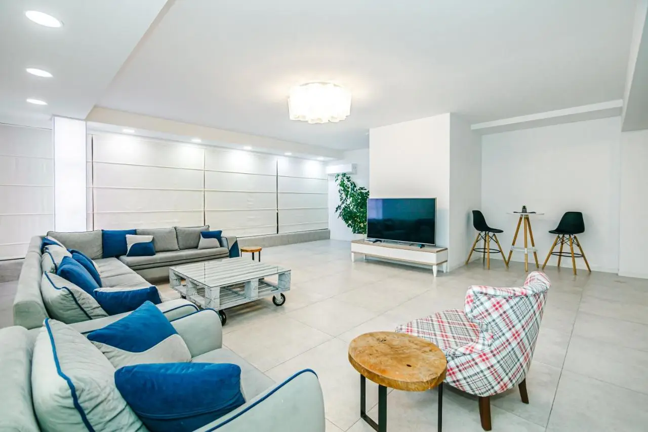 LUXURY SKY Apartment MEGAFUN Residance