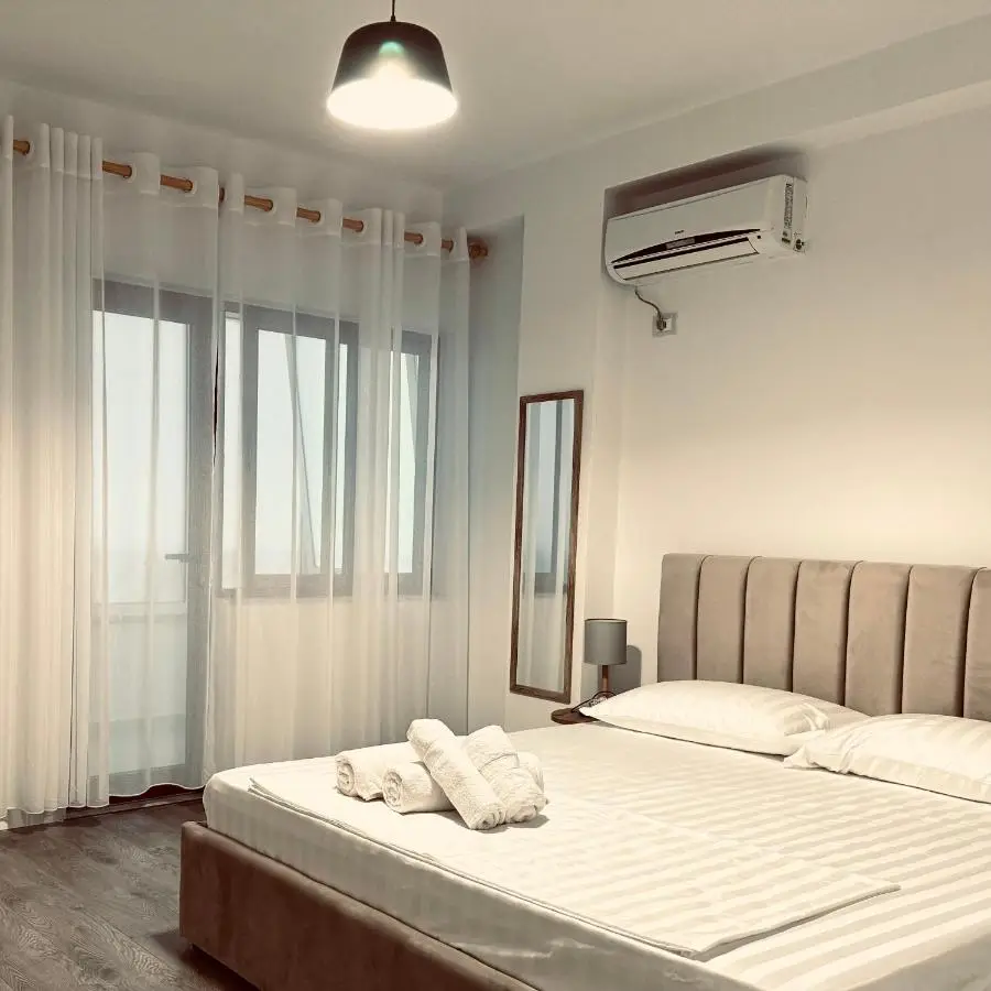 Hi5 Rooms