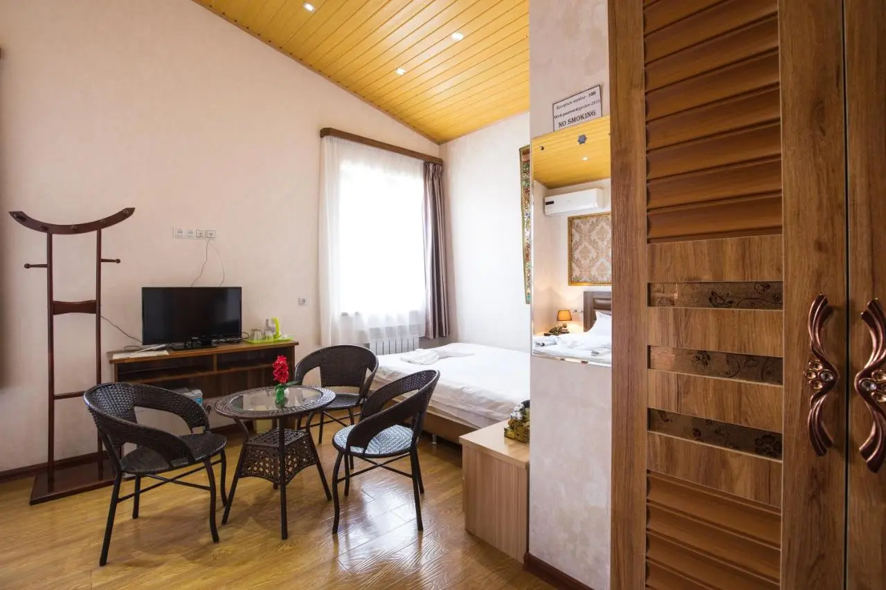Hotel Garden House