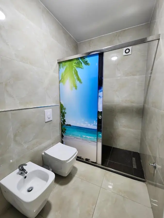2E Apartment Myslym Shyri