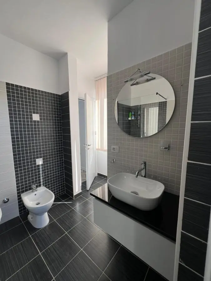 Modern 2BR Apartment ,Balcony,Central Shkoder