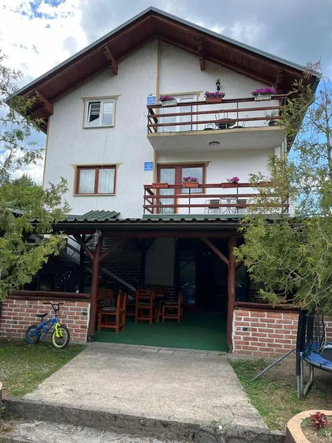 Apartman Denis Una