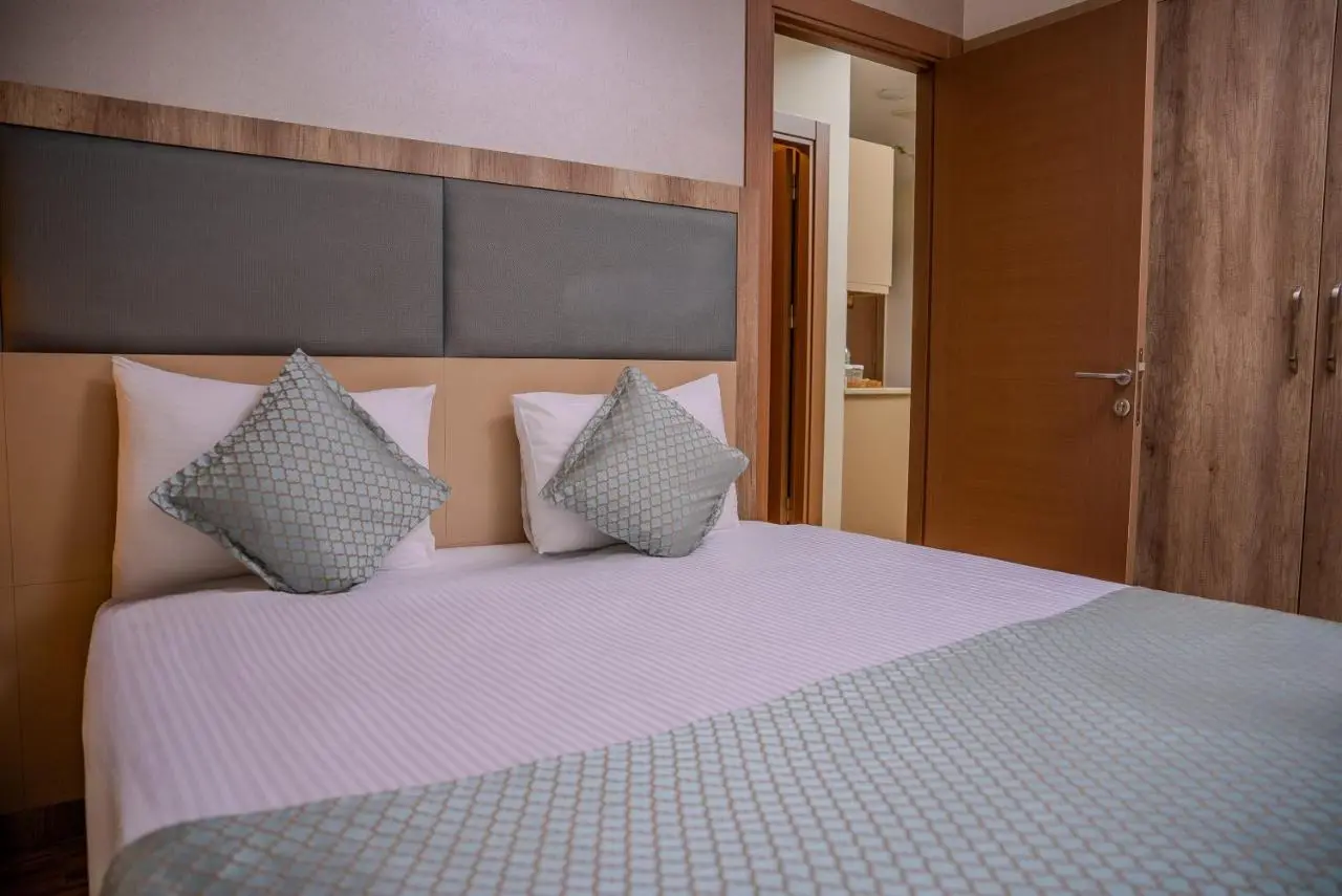 Mari Suites Hotel