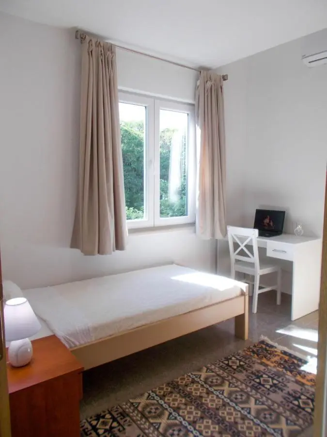 Kovac Riverfront Apartments