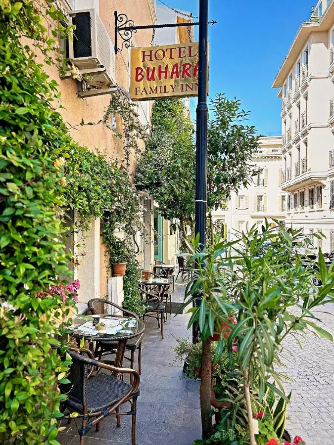 Hotel Buhara Family Inn