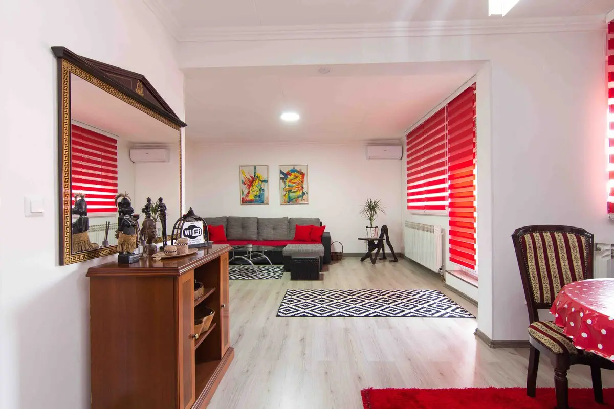 Sarajevo, Center, spacious 3 bedrooms apartment.