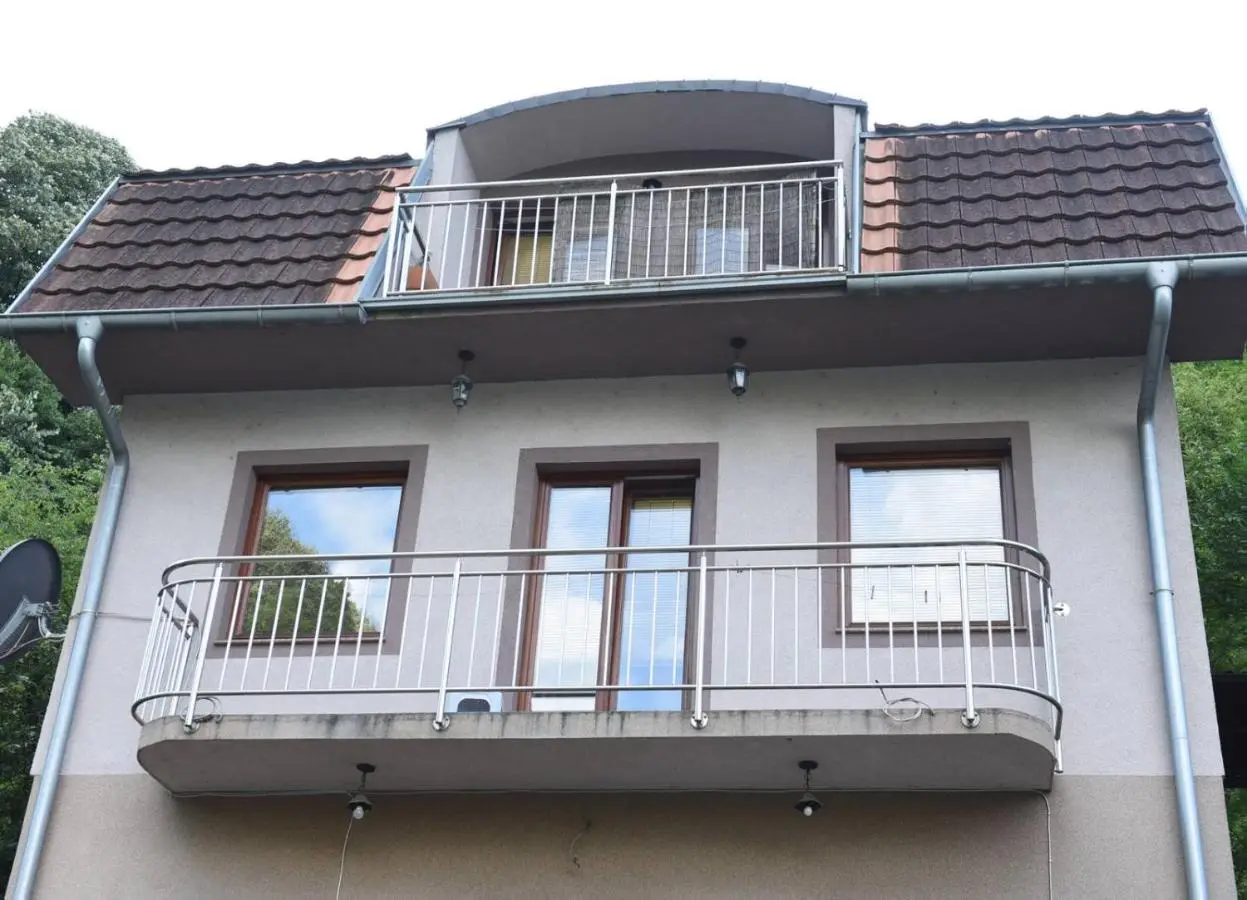 Guesthouse Ema