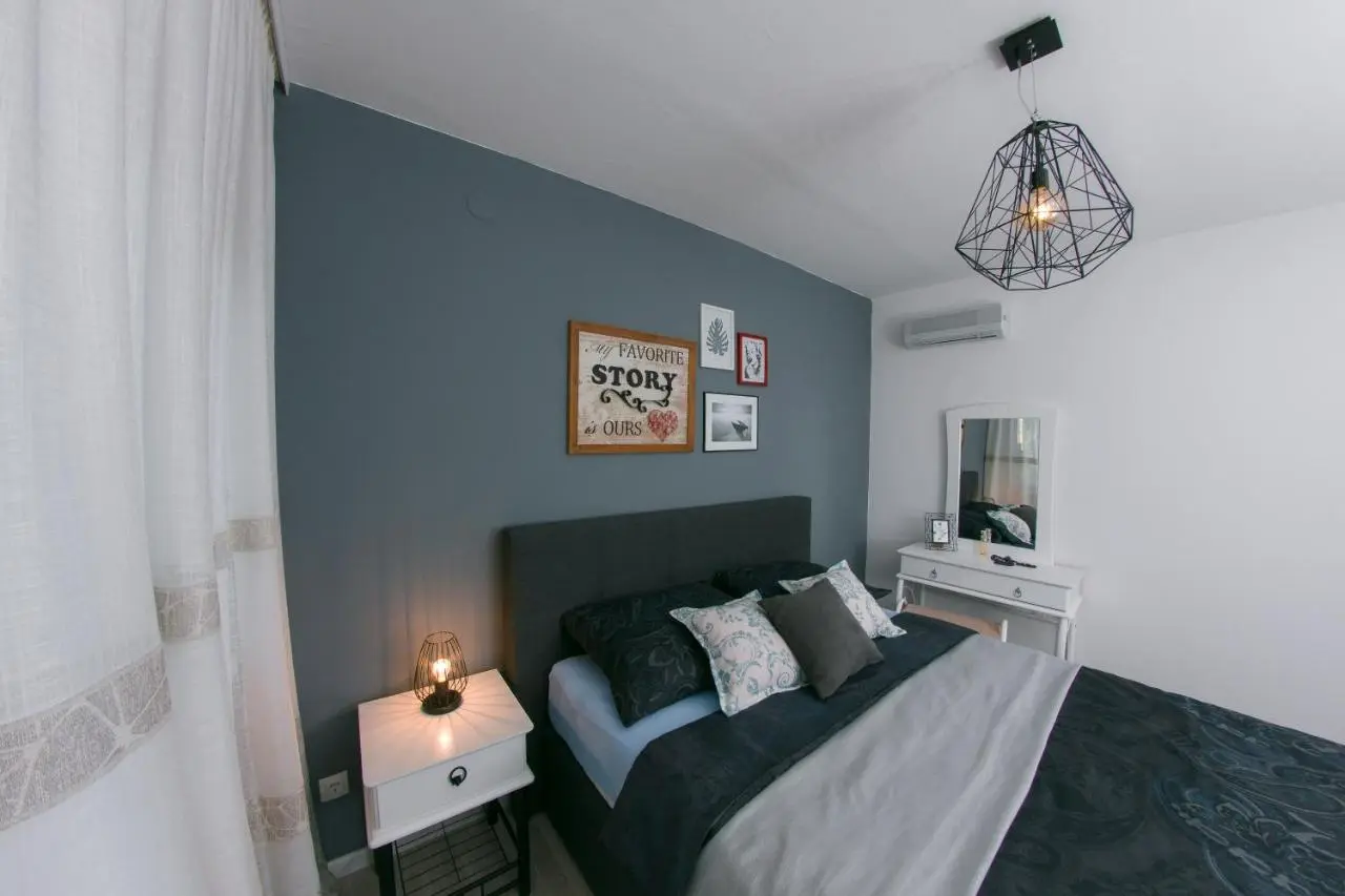Apartment Ella