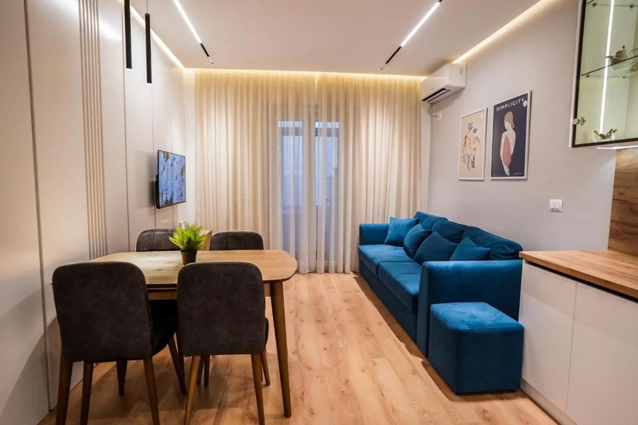 2BR at Café Flora Skanderbeg Square Area