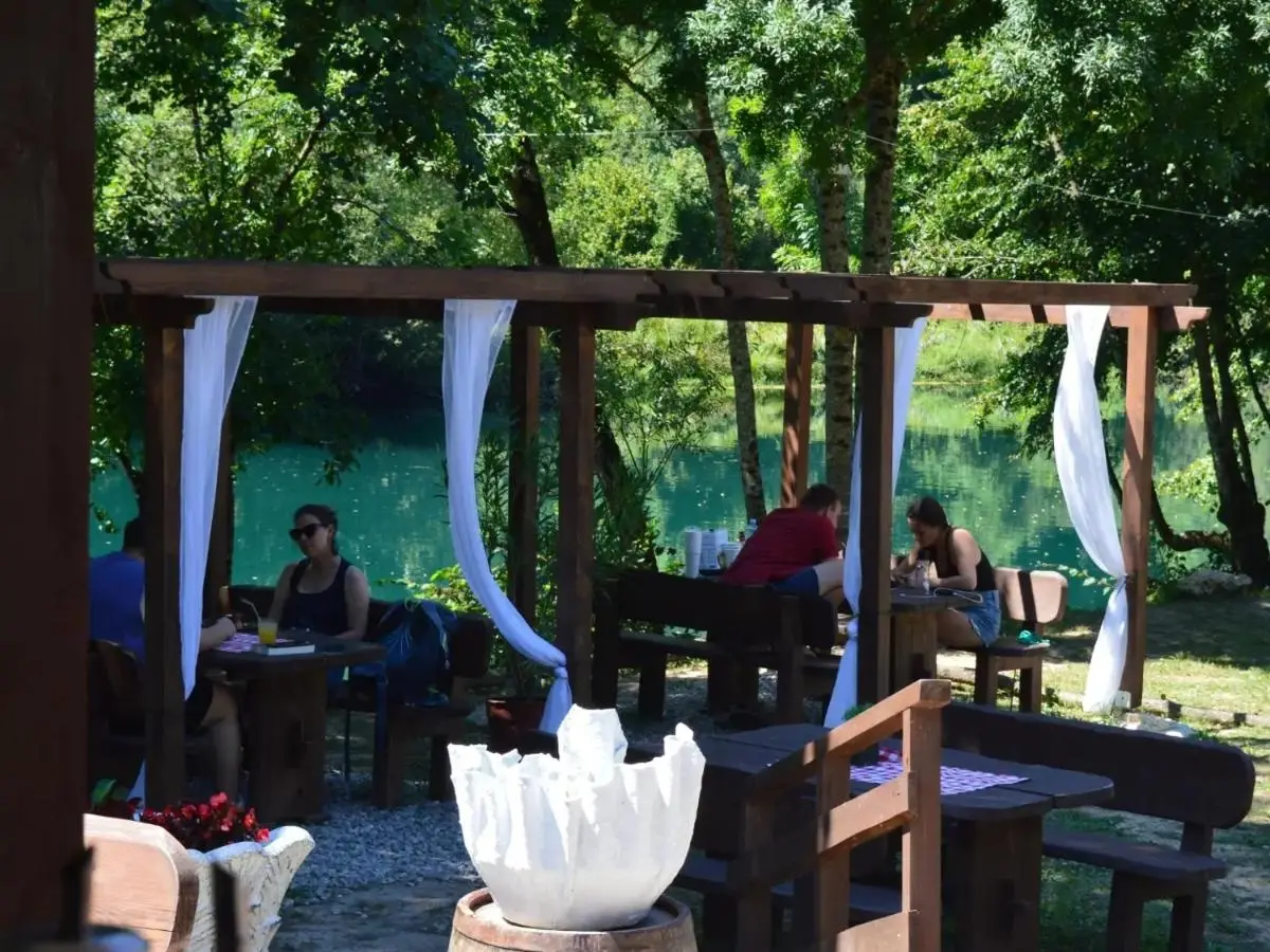 AutoCamp Aqualand