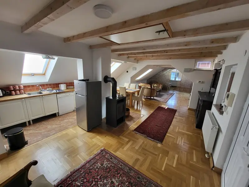 Superior 2   106m2 Apartment A/C free Parking