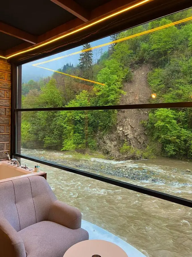 VALLEY SUiT OTEL