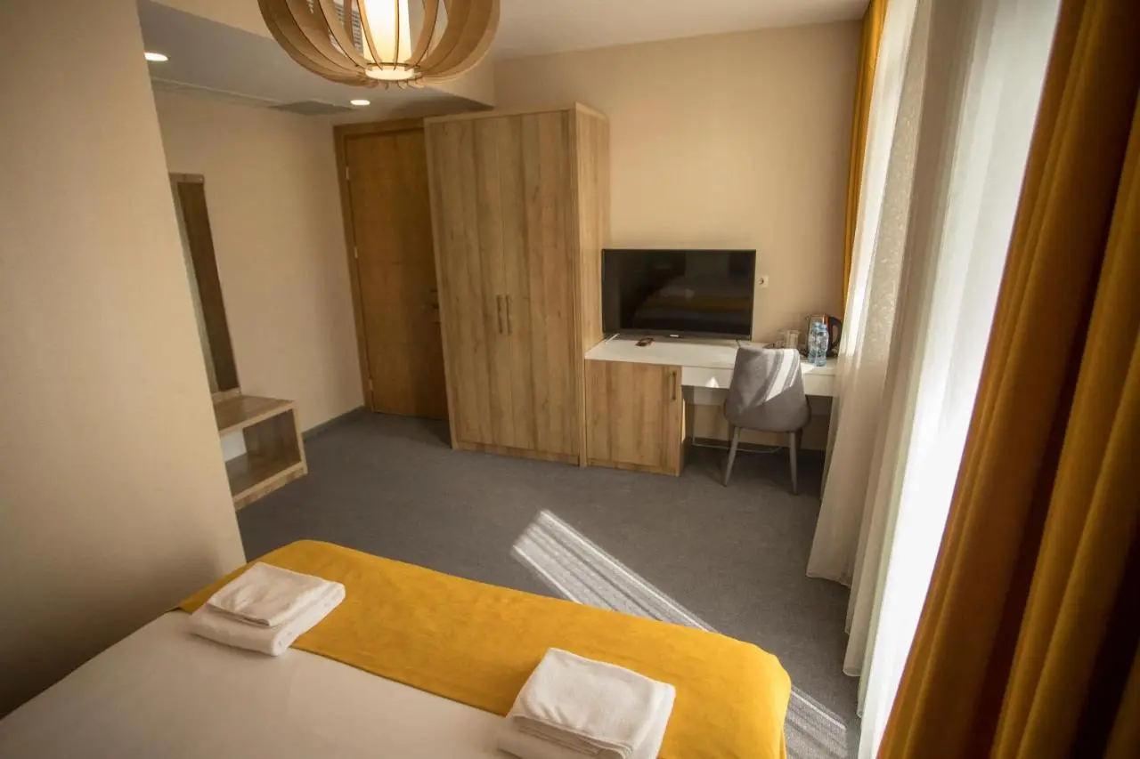 Hotel London