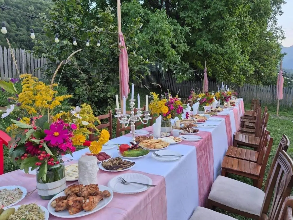 Guest House Ushba Gate