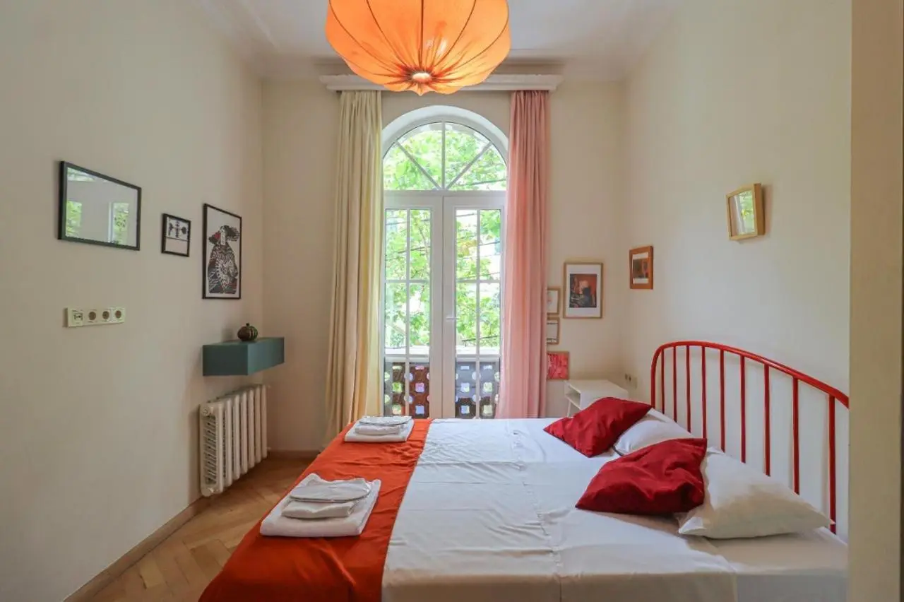 Artsy Apartment