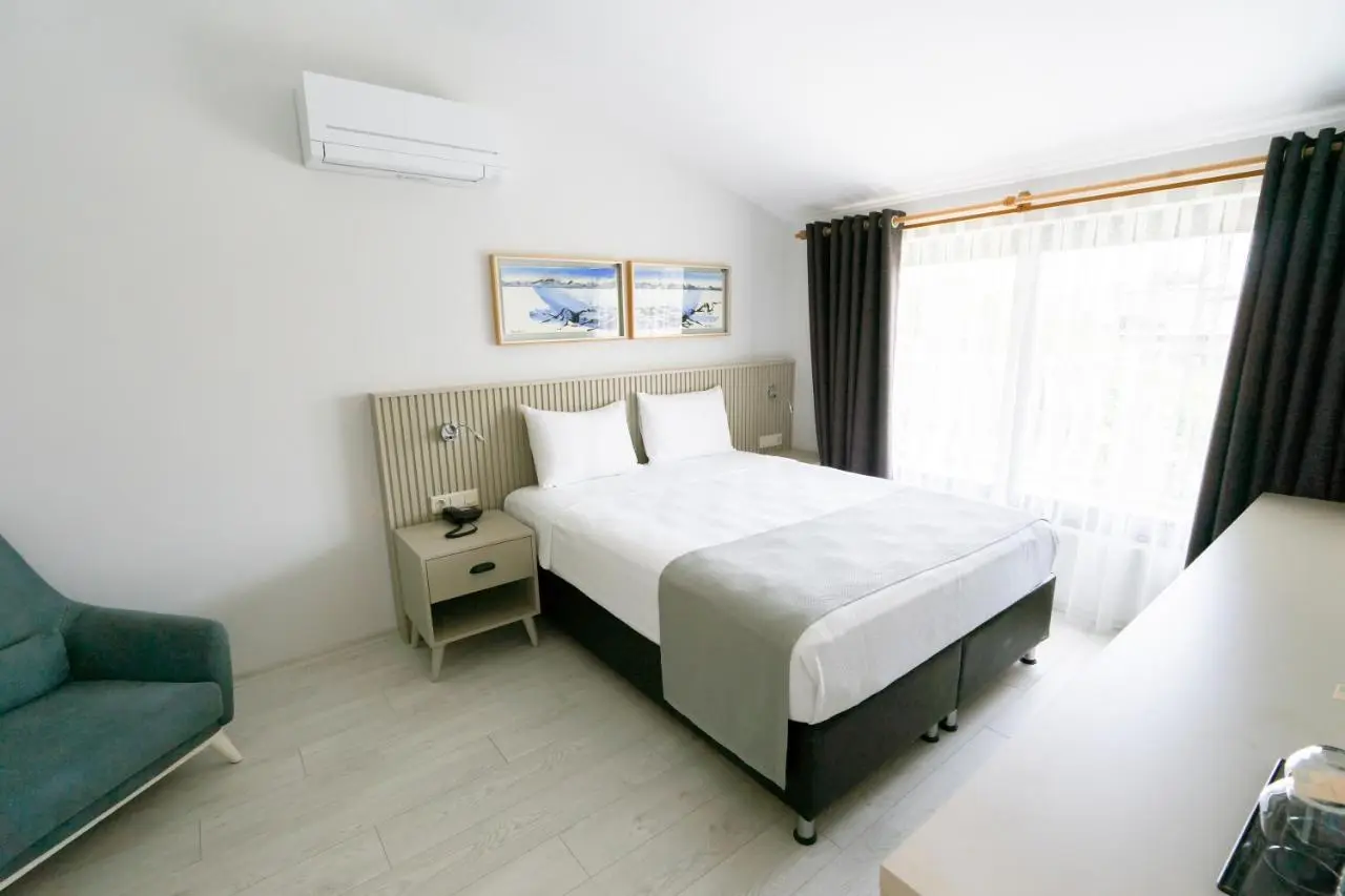 WEST HOUSE EXCLUSIVE HOTEL