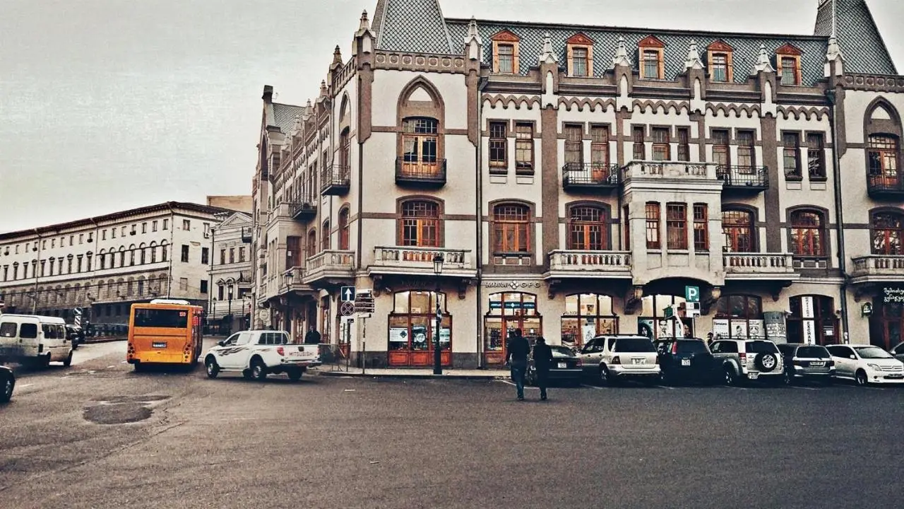 Silk House