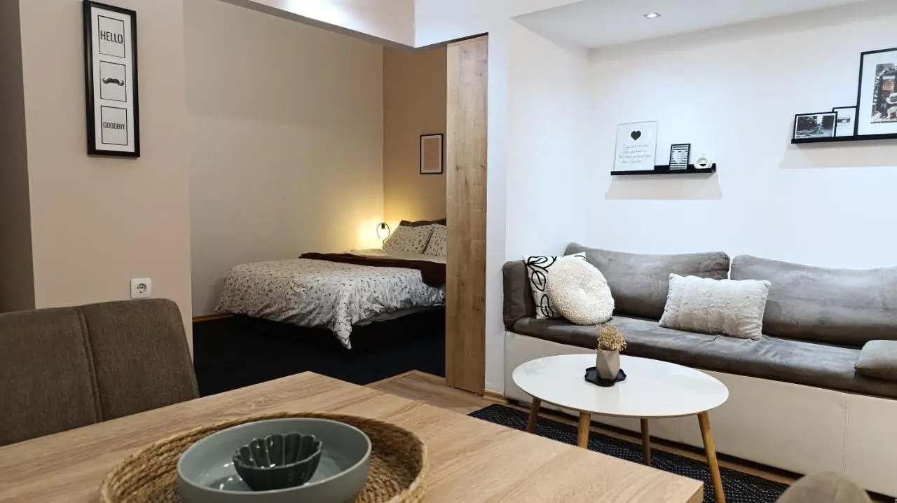 Apartment Mana