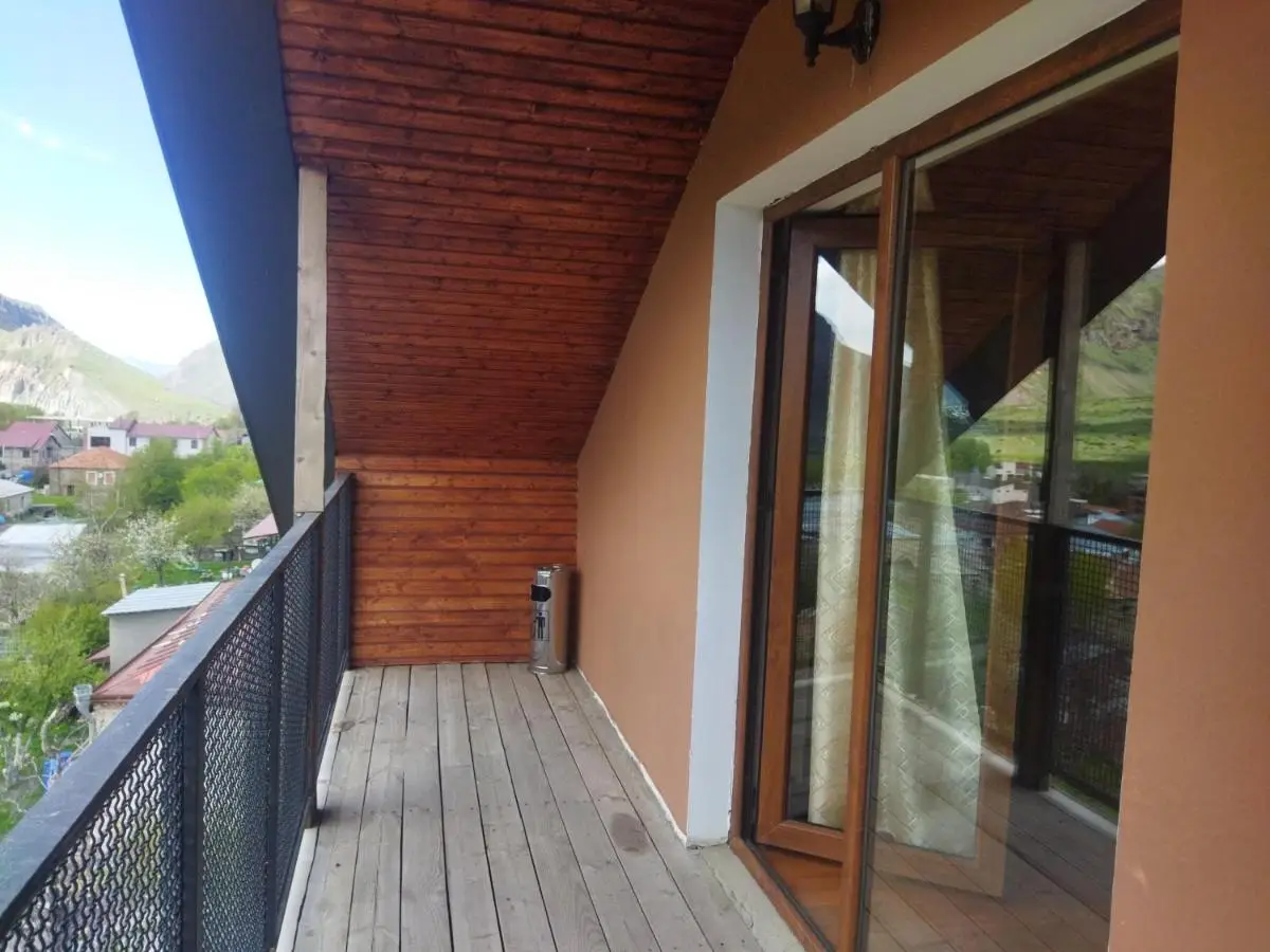 DISCOVER KAZBEGi HOTEL