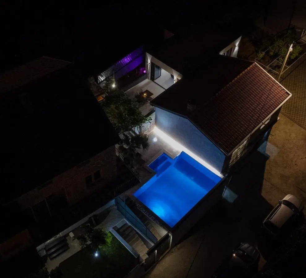 Villa View Mostar with Heated Pool & Jacuzzi