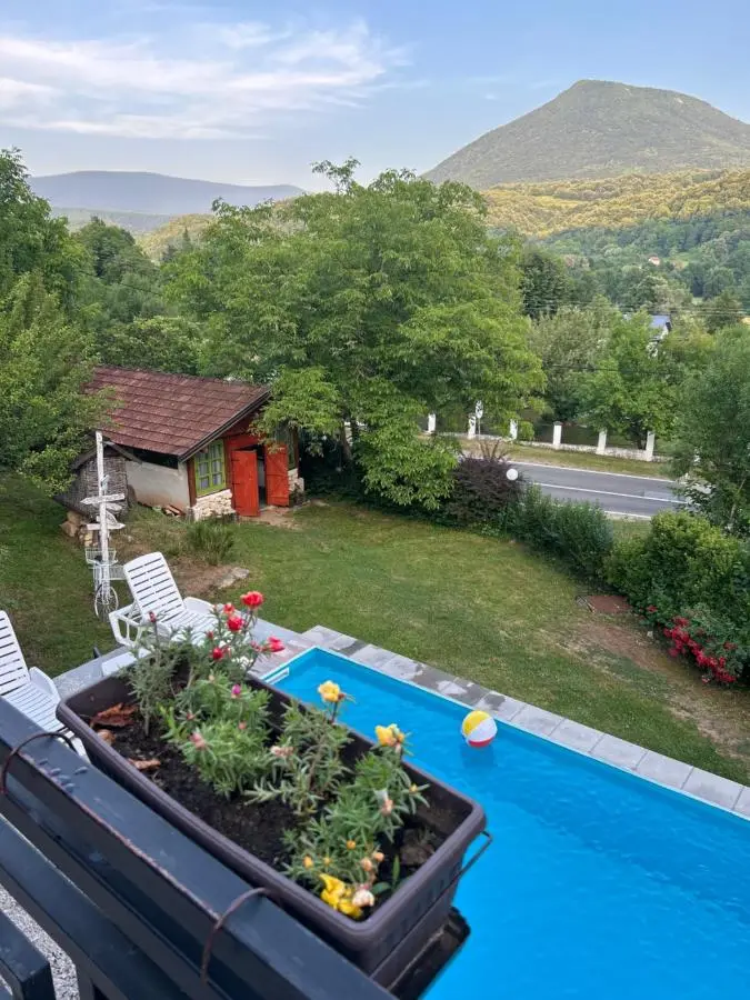 Green Hill, villa za odmor sa bazenom