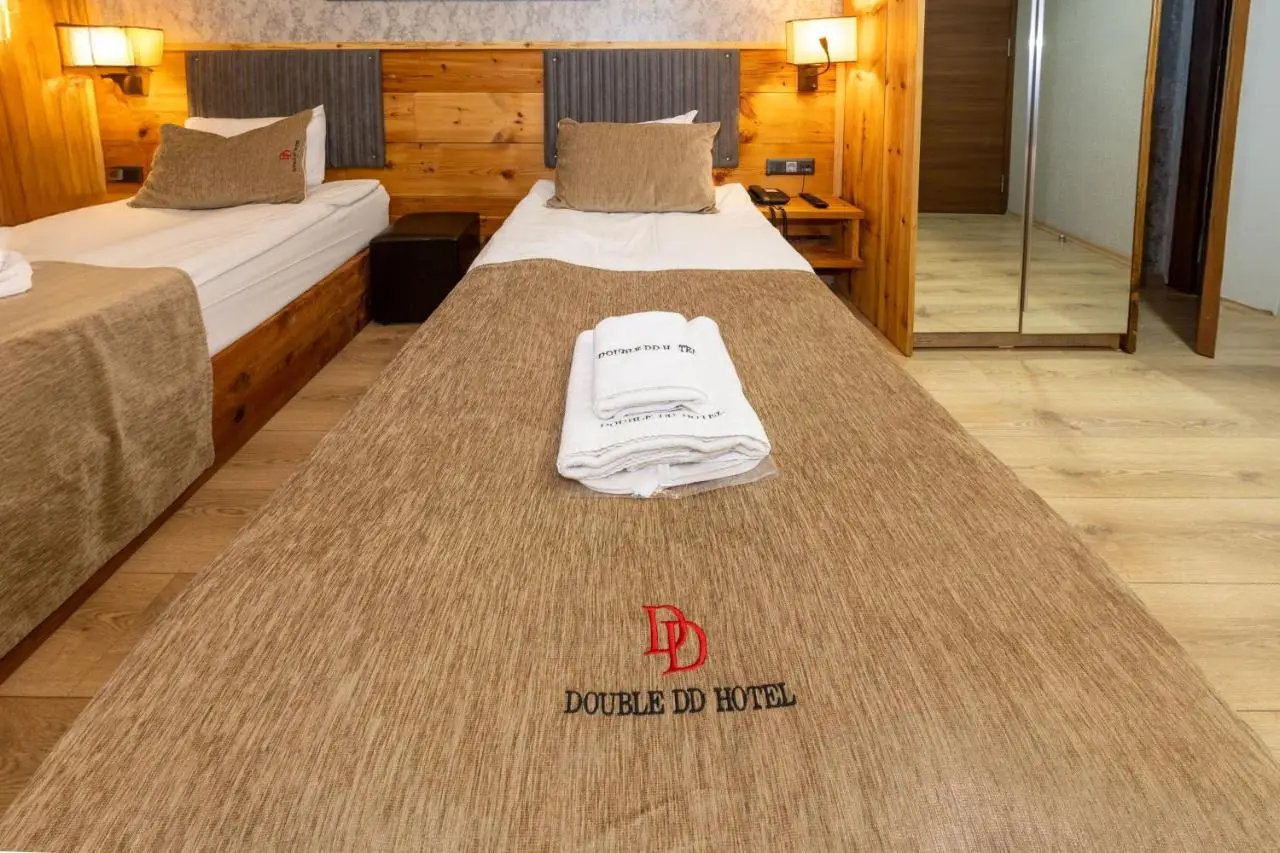 Double DD Hotel