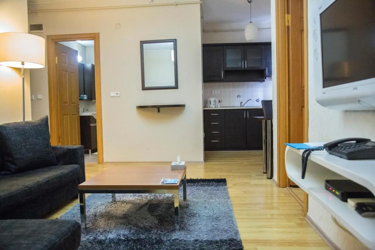 Airport Residence