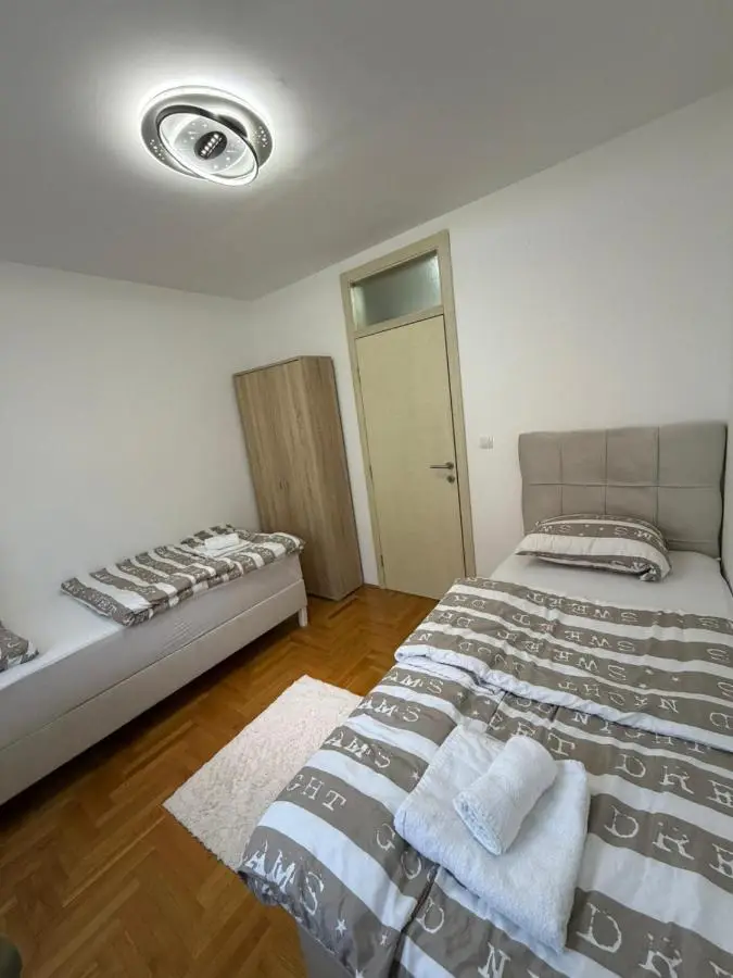 Istocno Sarajevo-Hilandarska, Stan na dan SV