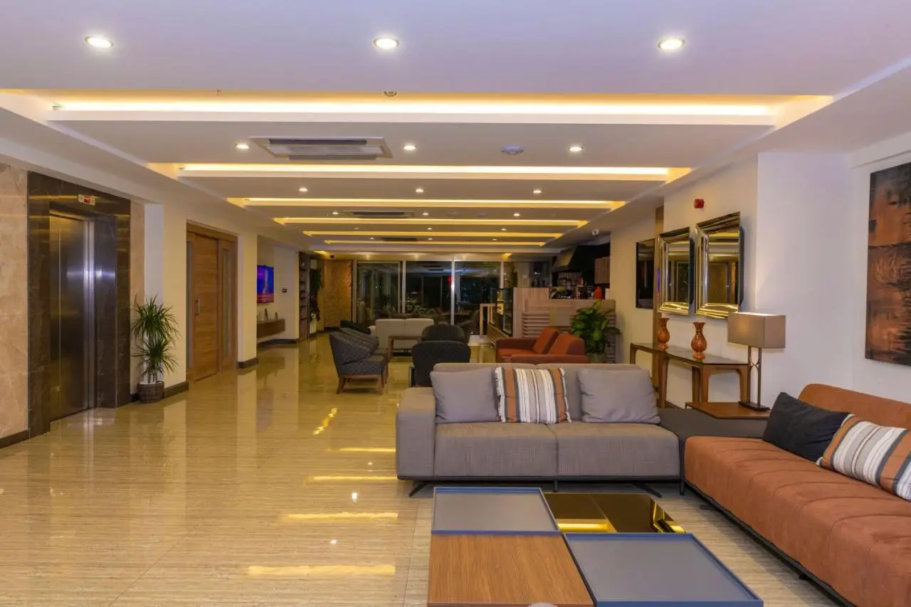 38 Hotel