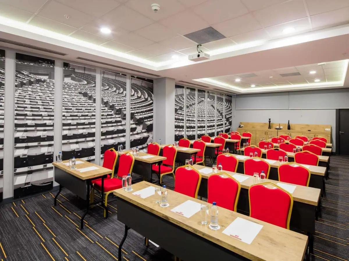 Ibis Istanbul West