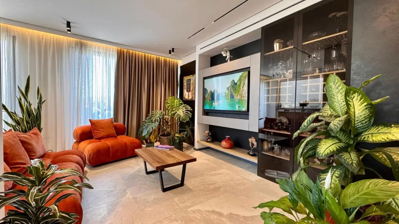 Central Tirana Premium Penthouse "SuperAttico", Free Parking