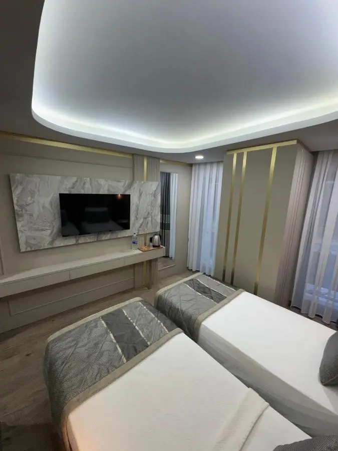Elysia Hotel