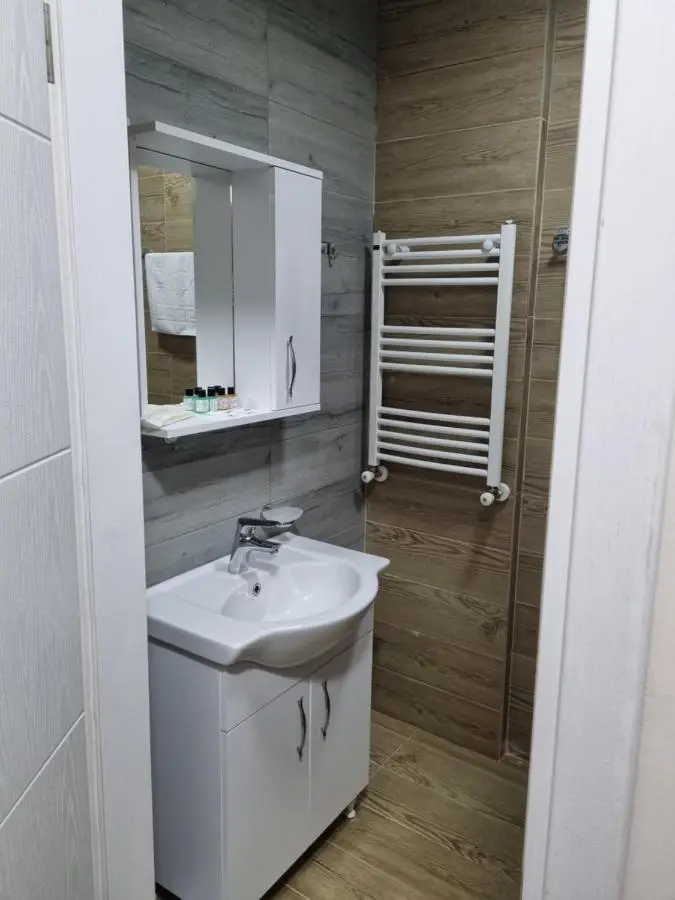 MAHALI HOTEL