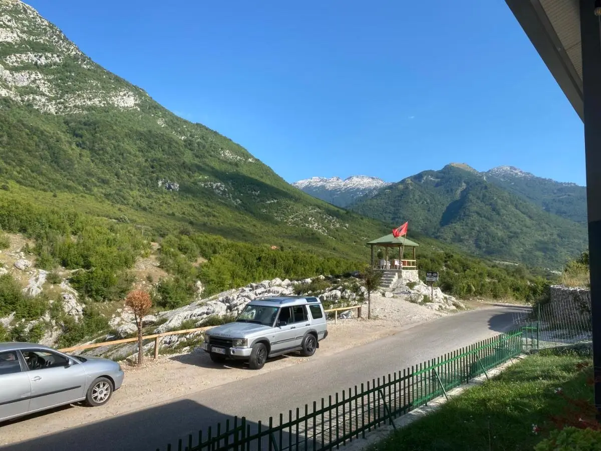 Rupa Guest House