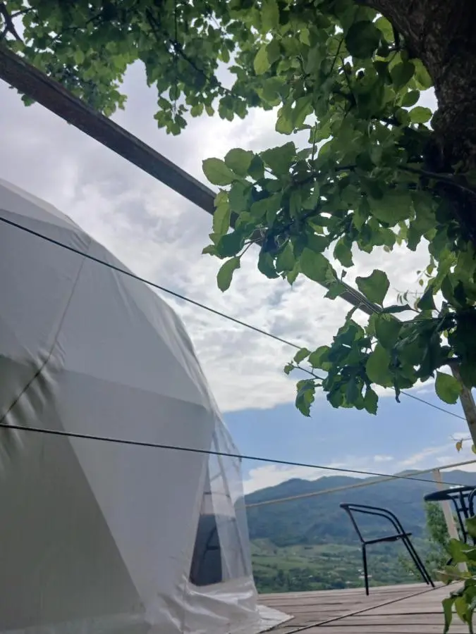 4 seasons. 4 სეზონი Glamping Georgia Racha
