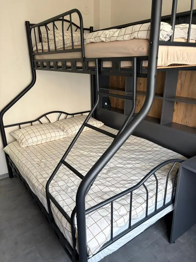 AdaSuites Spacious Family Apartment with Balcony 120 m2