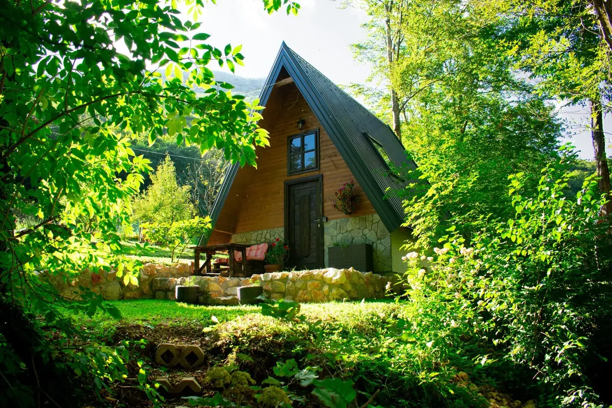 Irka Cottage | Solar A-Frame by Una National Park