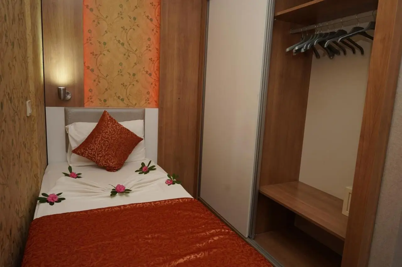 Aleria Belport Beach Hotel