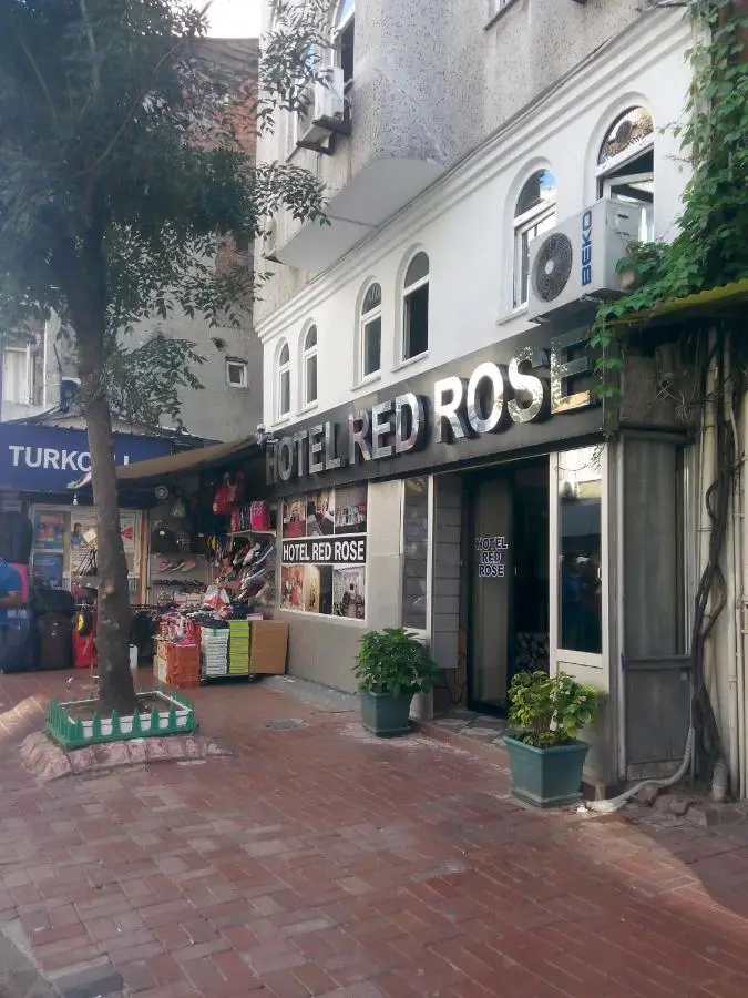 Hotel Red Rose