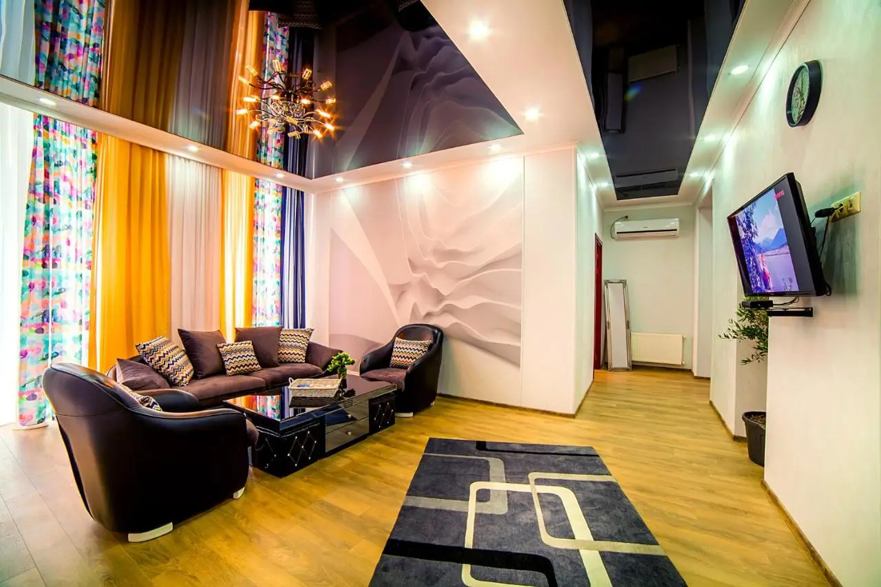 Hermes Apartment