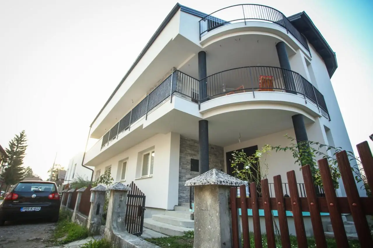 LGP Exclusive Apartment